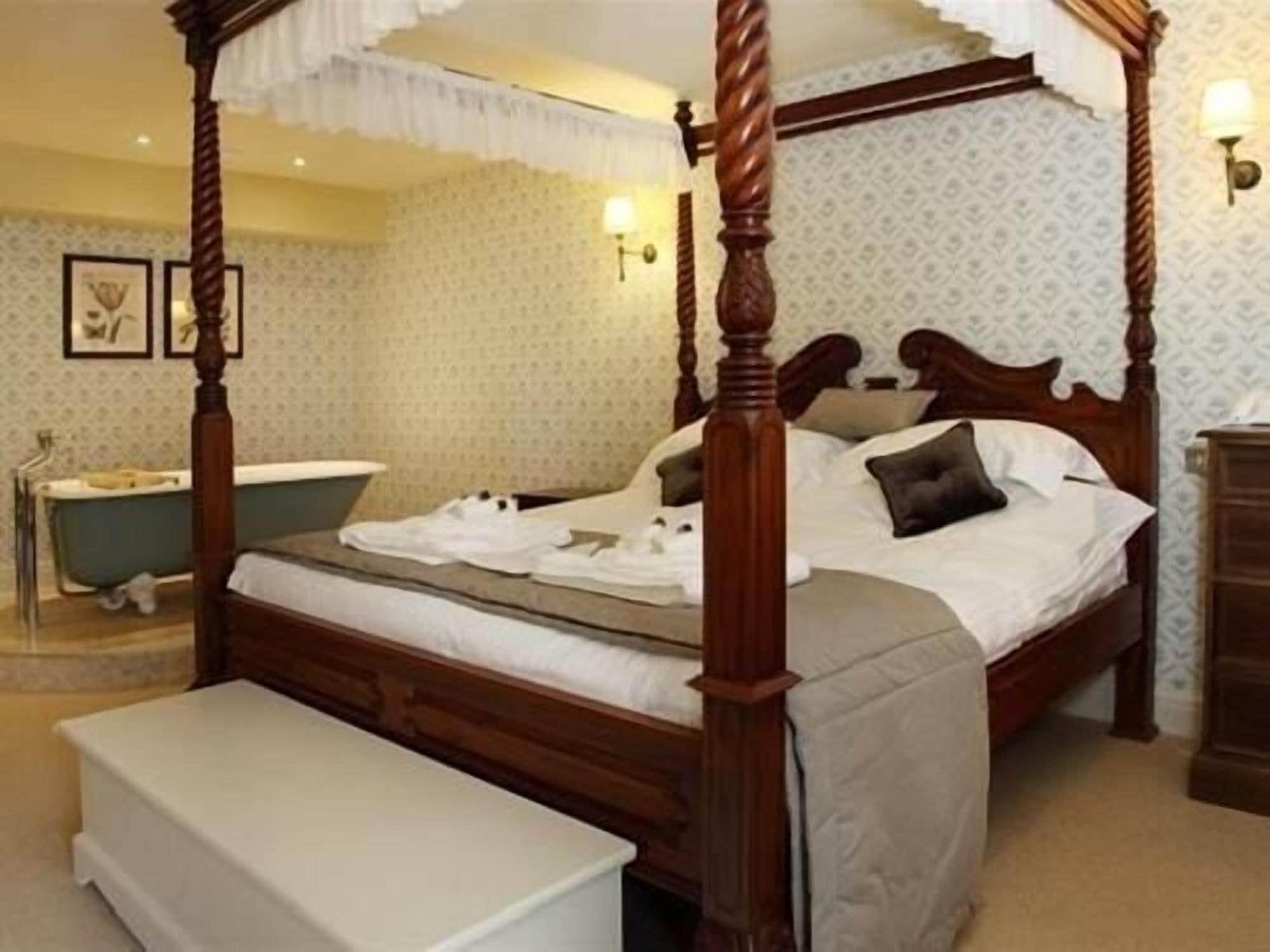 The George Inn Hatherleigh Bagian luar foto