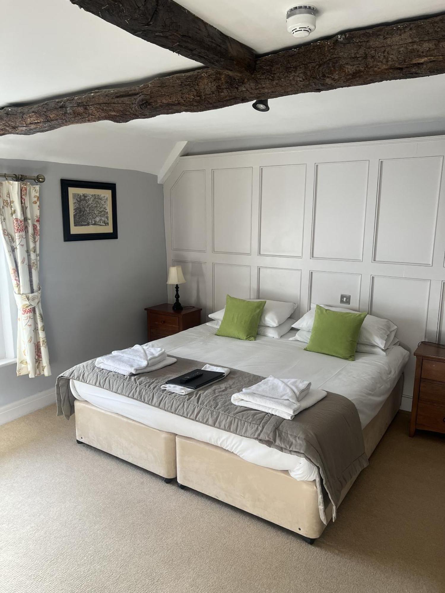 The George Inn Hatherleigh Bagian luar foto