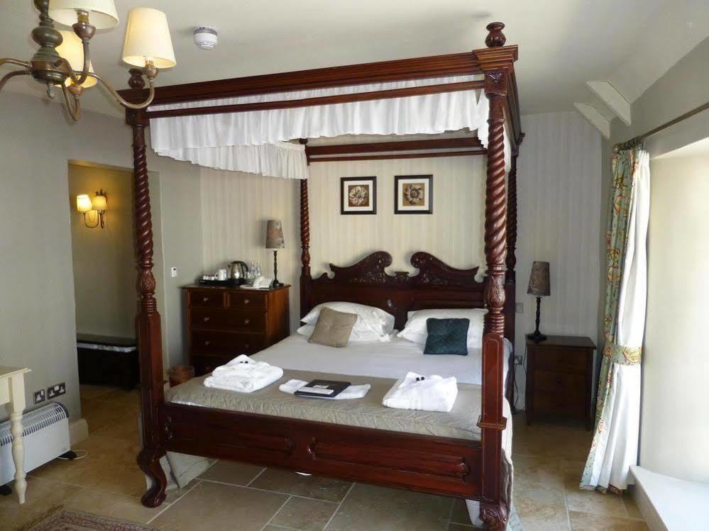 The George Inn Hatherleigh Bagian luar foto