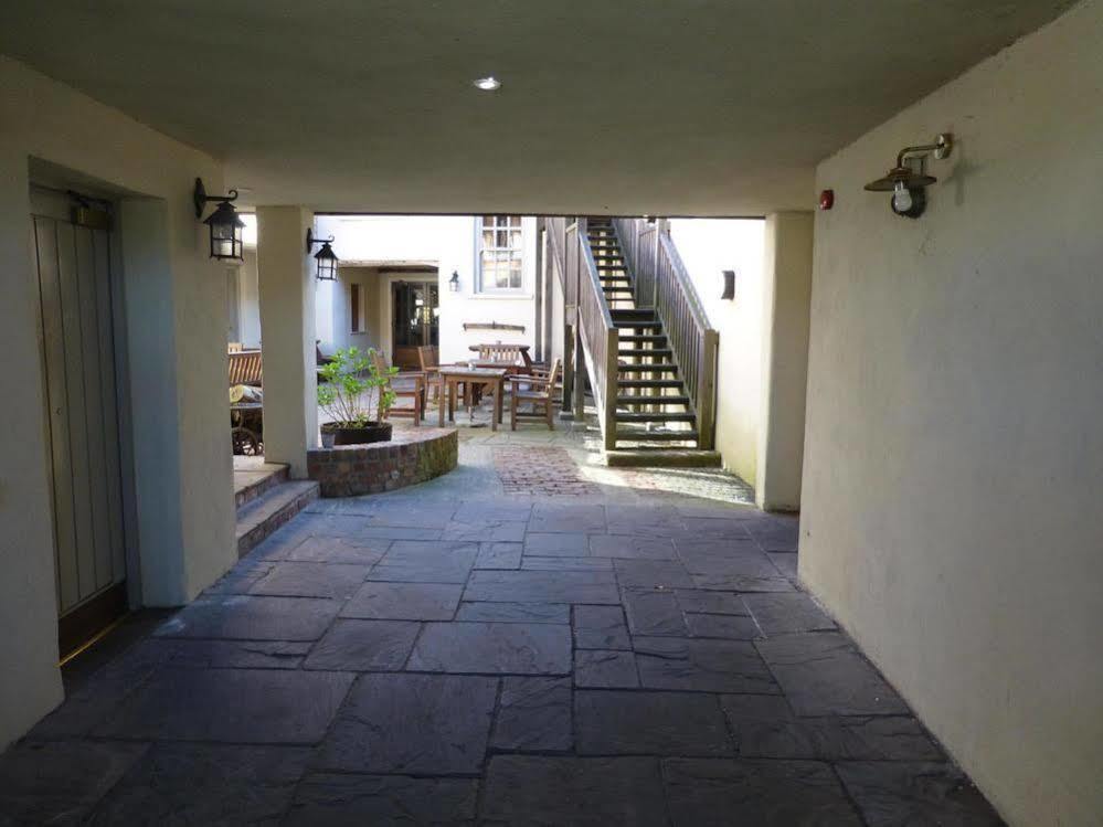 The George Inn Hatherleigh Bagian luar foto